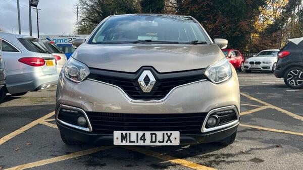 Renault Captur view 2