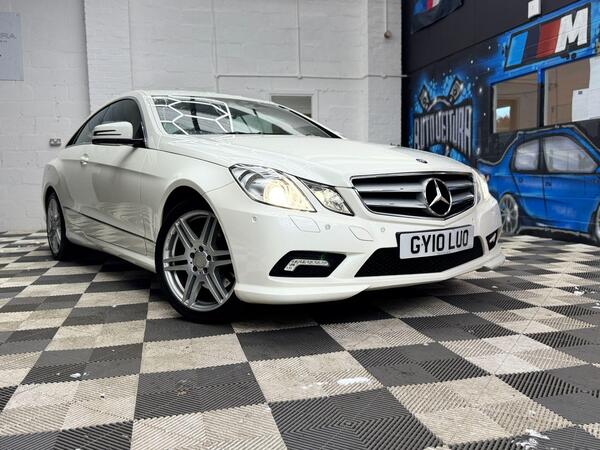 Mercedes-Benz E Class view 6