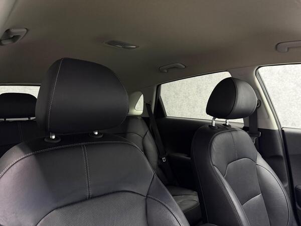 Kia Niro view 5