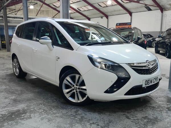 Vauxhall Zafira Tourer view 3