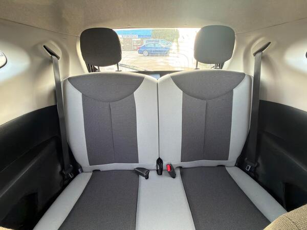 Toyota Aygo view 4