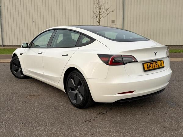 Tesla Model 3 view 7