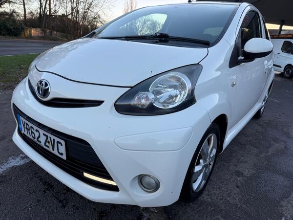 Toyota Aygo view 3