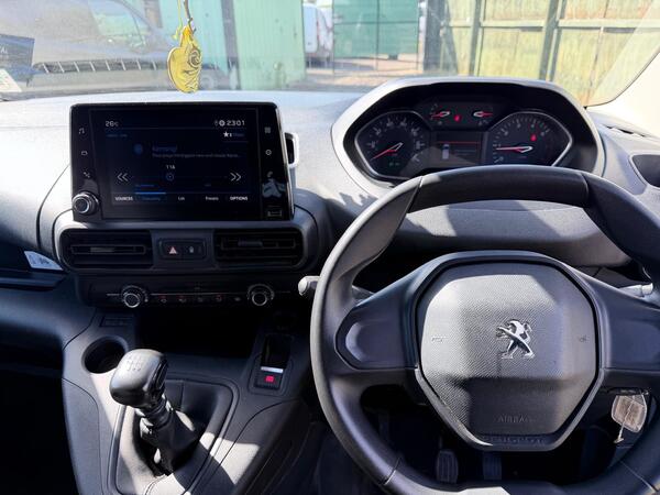 2022 Peugeot Partner 1.5 BlueHDi 850 Professional Premium + Long Crew Van Double Cab 6dr Diesel Manual LWB Euro 6 (s/s) (100 bhp)