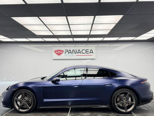 Porsche Taycan view 5