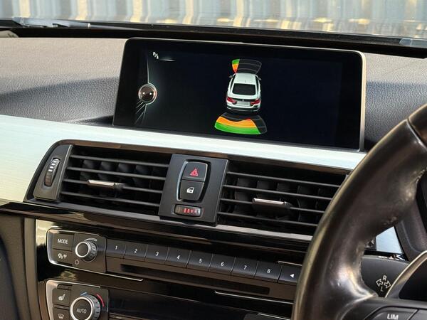 BMW 4 Series view 3