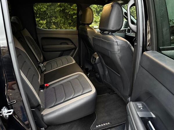 Volkswagen Amarok view 6