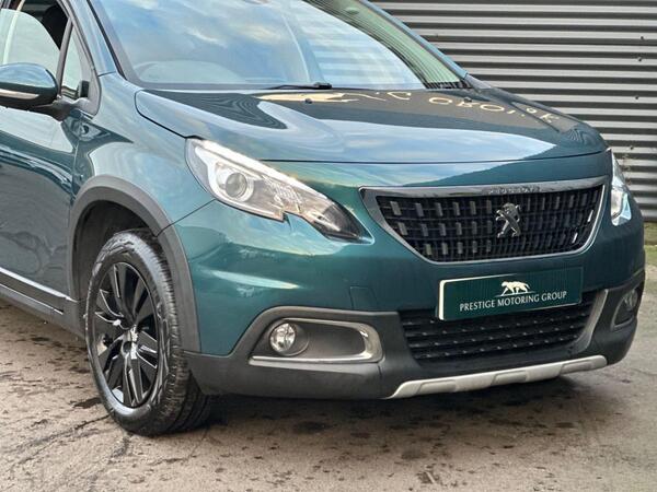Peugeot 2008 view 2