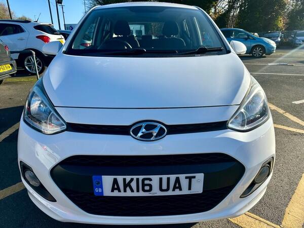 Hyundai I10 view 4