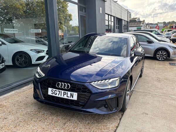 Audi A4 view 7