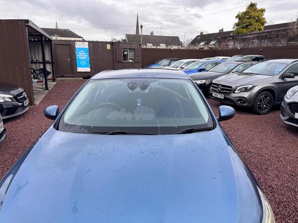 Renault Megane view 7