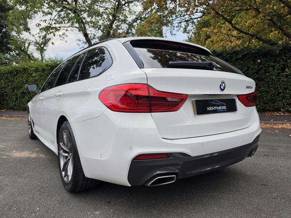 2019 BMW 5 Series 2.0 520d M Sport Touring Auto Euro 6 (s/s) 5dr