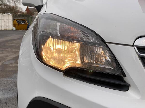 Vauxhall Mokka view 5