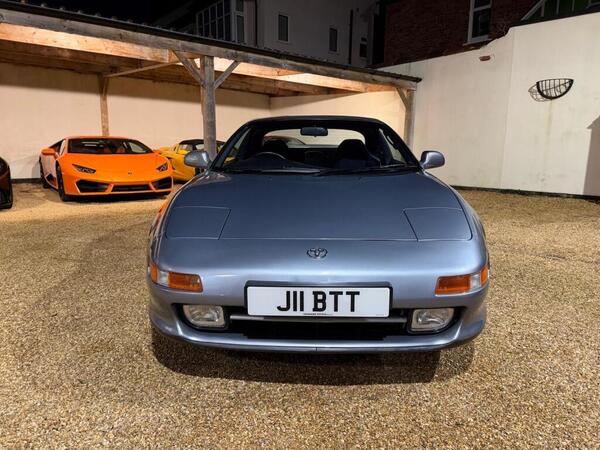 Toyota MR2 view 3