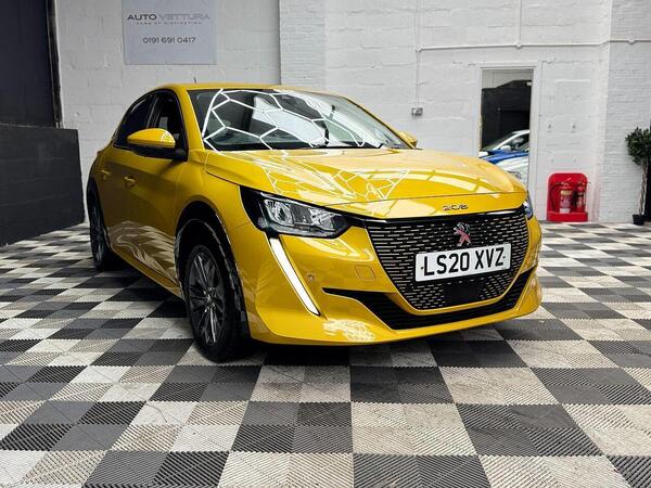 Peugeot E-208 view 6