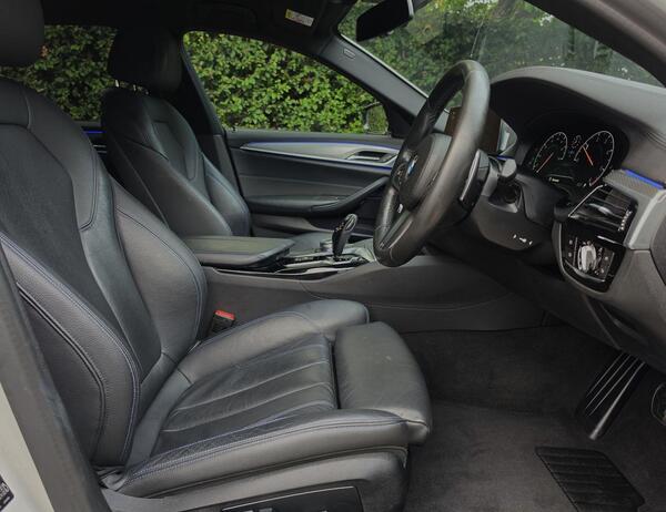 2019 BMW 5 Series 2.0 520d M Sport Touring Auto Euro 6 (s/s) 5dr