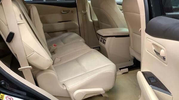 Lexus RX view 3