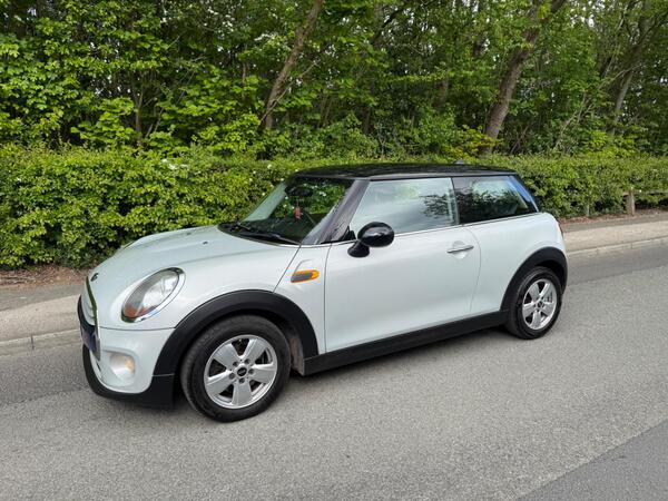 2014 MINI Hatch 1.5 Cooper D Euro 6 (s/s) 3dr
