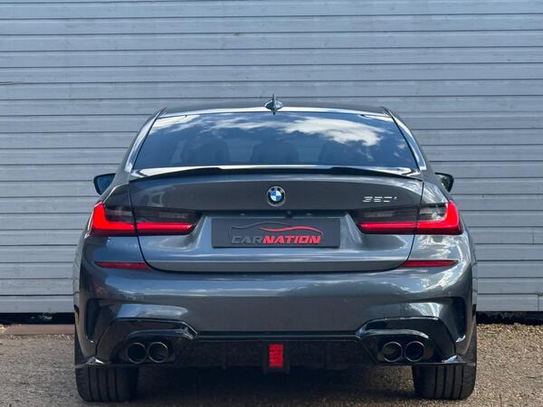 BMW 3 Series view 6