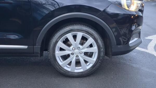 MG MG ZS view 4