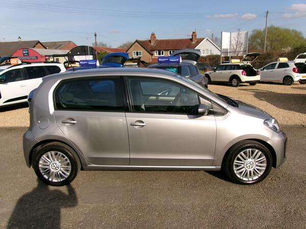 2017 Volkswagen up! 1.0 Move up! Euro 6 (s/s) 5dr