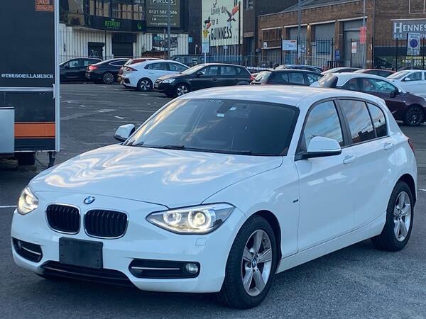 BMW 1 Series view 5