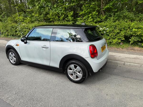 2014 MINI Hatch 1.5 Cooper D Euro 6 (s/s) 3dr