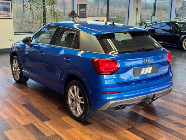 Audi Q2 view 7