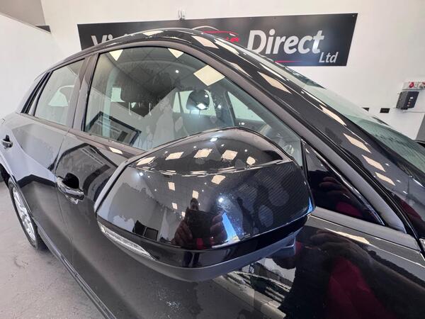 Audi Q2 view 6
