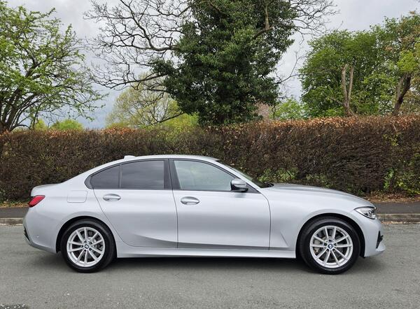 2019 BMW 3 Series 2.0 330e 12kWh SE Pro Auto Euro 6 (s/s) 4dr