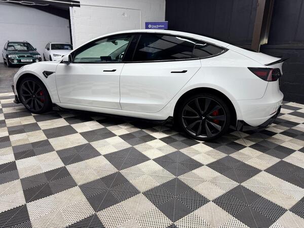 Tesla Model 3 view 6