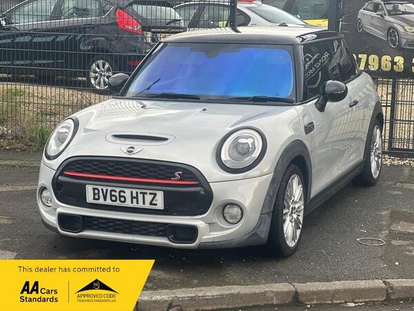 Mini Hatch view 2