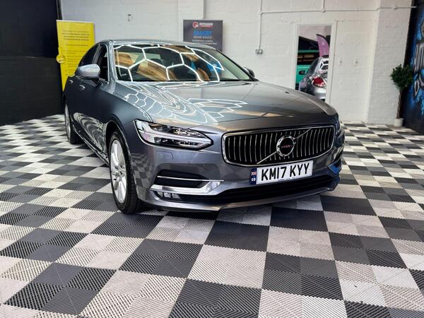 Volvo S90 view 6