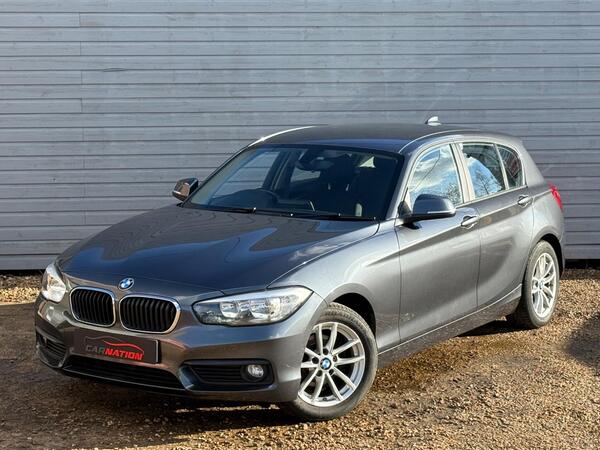 BMW 1 Series view 6