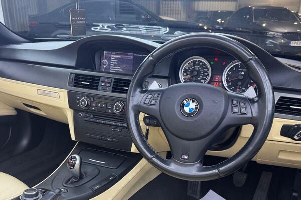 BMW M3 view 3