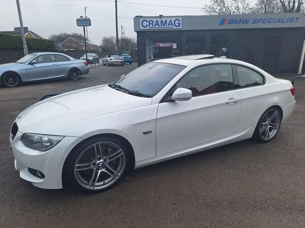 BMW 3 Series view 2