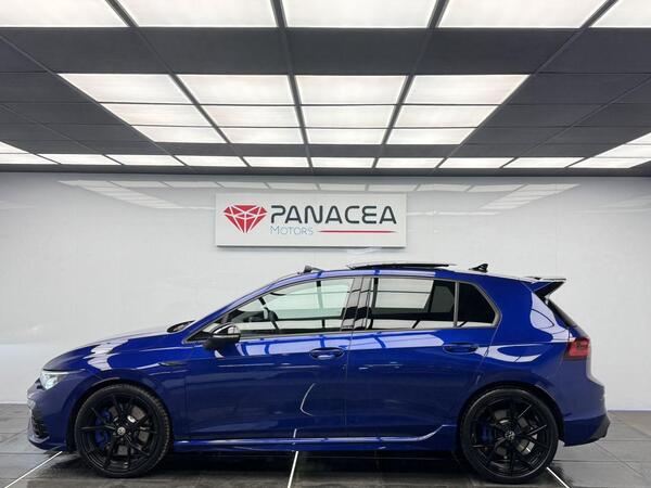 Volkswagen Golf view 4