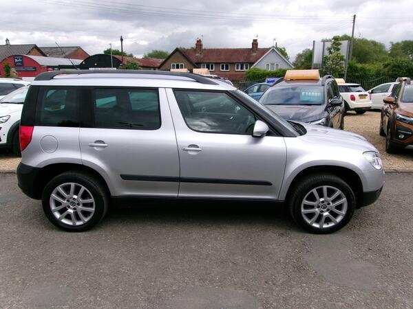2009 Skoda Yeti 2.0 TDI Elegance 4WD Euro 5 5dr