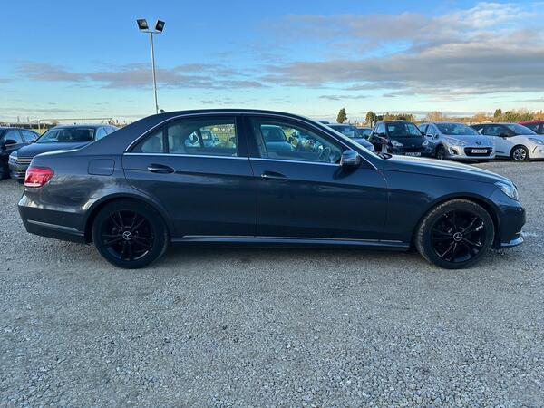 Mercedes-Benz E-Class view 5