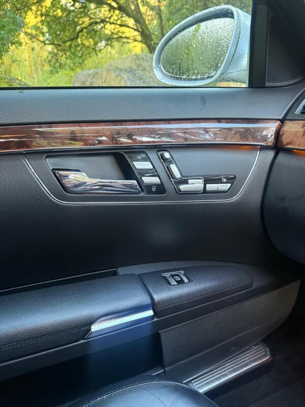 2006 Mercedes-Benz S Class 3.0 S320 CDI V6 G-Tronic Euro 4 4dr