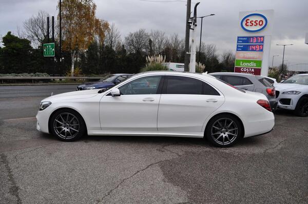 Mercedes-Benz S-Class view 3
