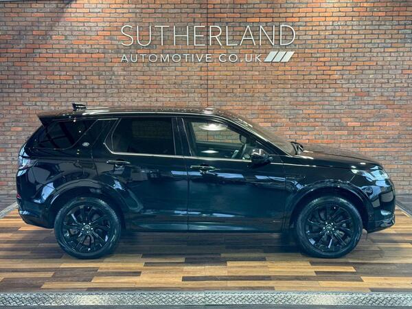 Land Rover Discovery view 4