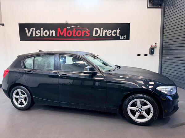 BMW 1 Series view 6