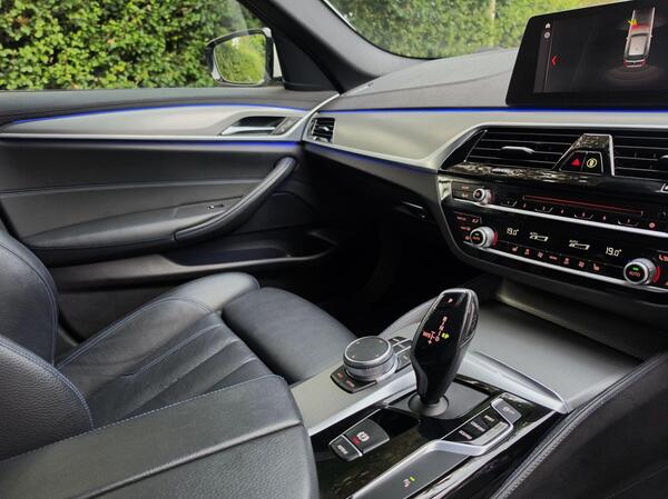 2019 BMW 5 Series 2.0 520d M Sport Touring Auto Euro 6 (s/s) 5dr