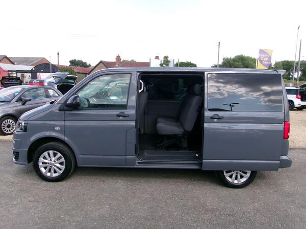 2014 Volkswagen Transporter Shuttle 2.0 TD T30 S L1 H1 4dr