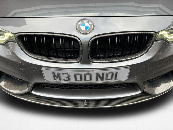 BMW M3 view 4