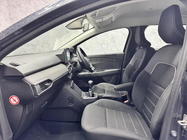 Dacia Sandero view 3