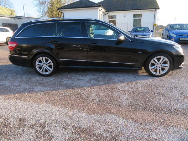 Mercedes-Benz E Class view 2