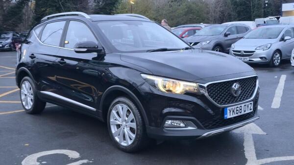 MG MG ZS view 3