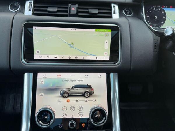 Land Rover Range Rover Sport view 4